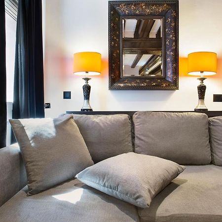 Stay U-Nique Apartments Carretes バルセロナ エクステリア 写真